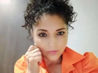 Arianndy, 54yo cam performer