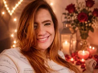 BellaMystic, 43yo cam performer