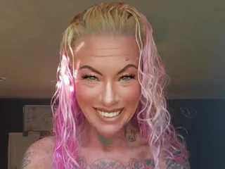 DixieRebelDixieDime, 49yo cam performer