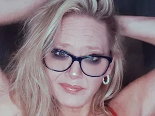 HaleyRenee, 45yo cam performer