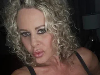HottieJadeRoxxx, 42yo cam performer