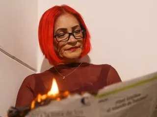 KariinaTaylor21, 60yo cam performer