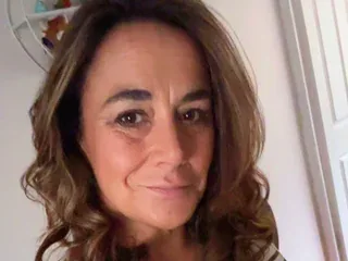 Lady_Cherrydrop, 40yo cam performer