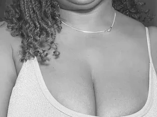 Pinklippy69, 46yo cam performer